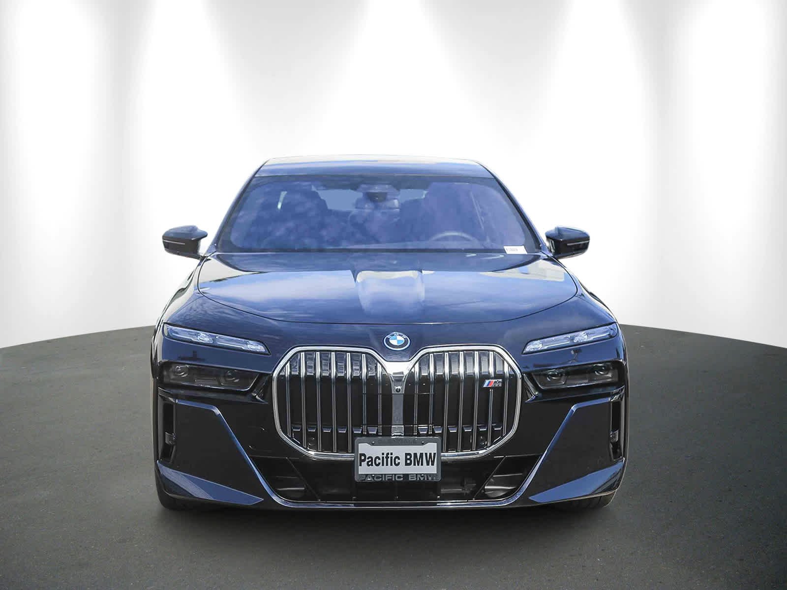 Used 2025 BMW i7 M70 with VIN WBY83EH07SCV33846 for sale in Glendale, CA