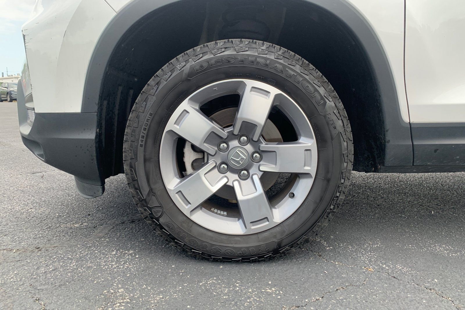 Certified Used 2025 White Honda RTL image 9