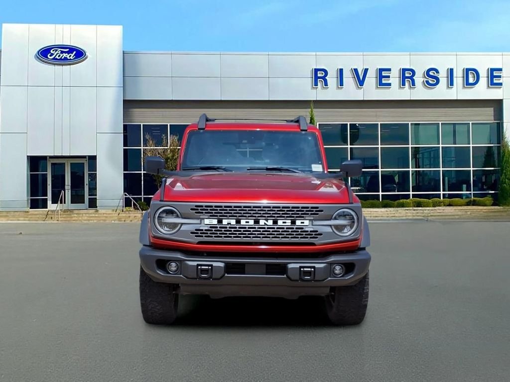 Used 2023 Hot Pepper Red Metallic Tinted Clearcoat Ford Badlands image 2