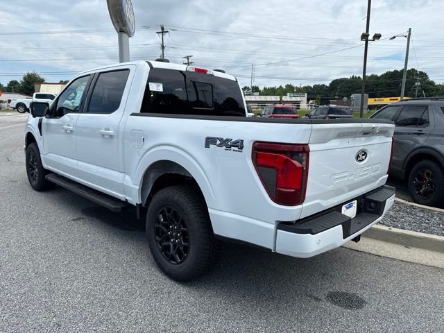 New 2026 Oxford White Ford XLT image 8
