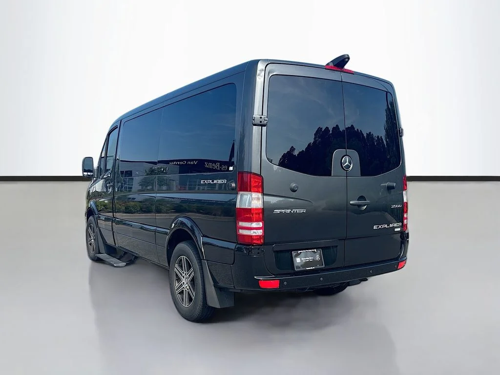 Used 2017 Gray Mercedes-Benz Passenger VAN image 6