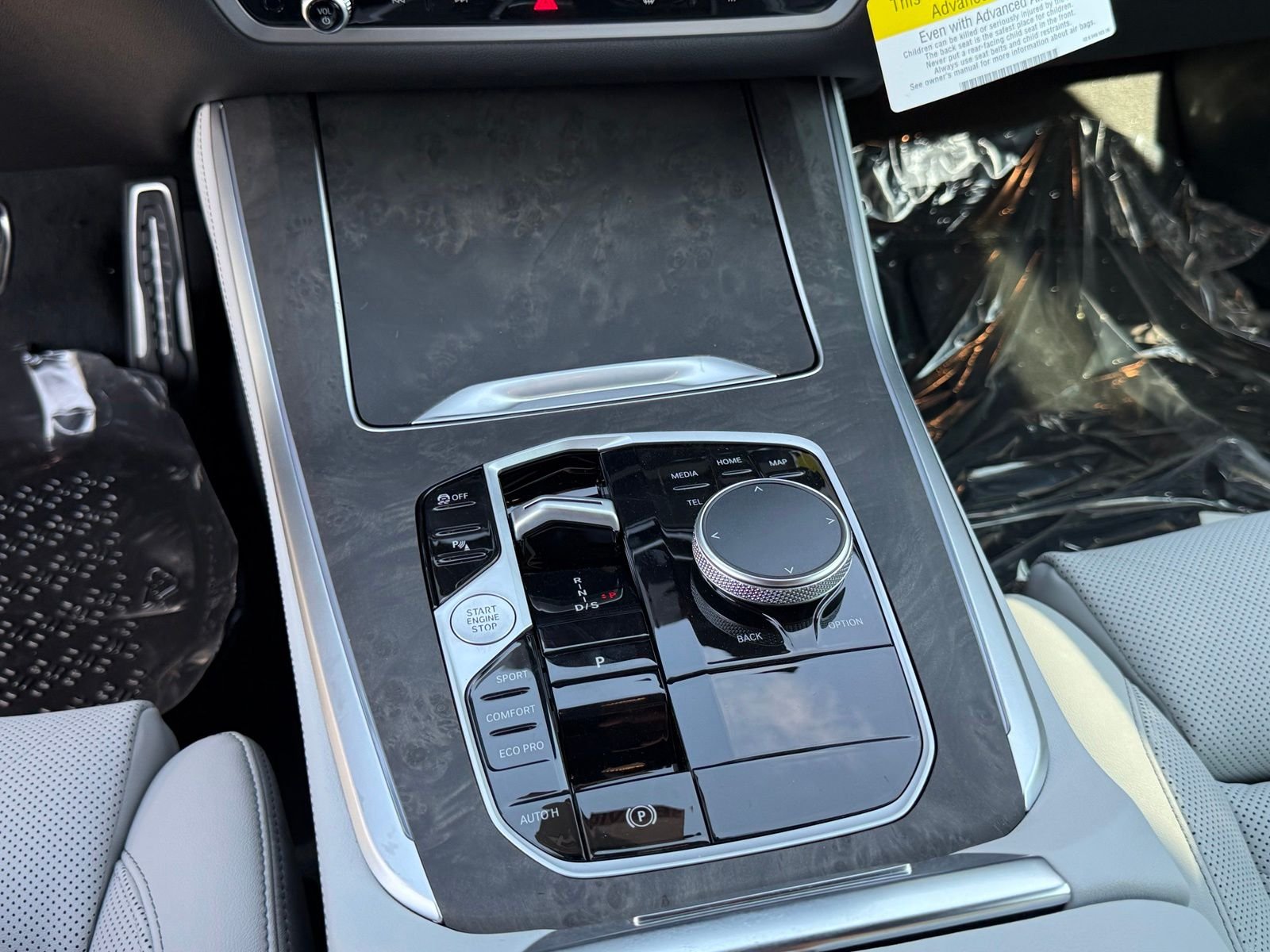 New 2026 Tanzanite Blue II Metallic BMW sDrive40i image 27