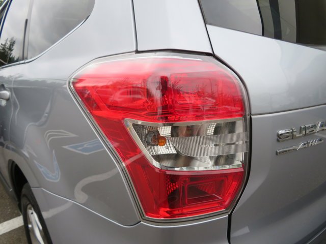 Used 2016 Ice Silver Metallic Subaru 2.5i Touring image 35