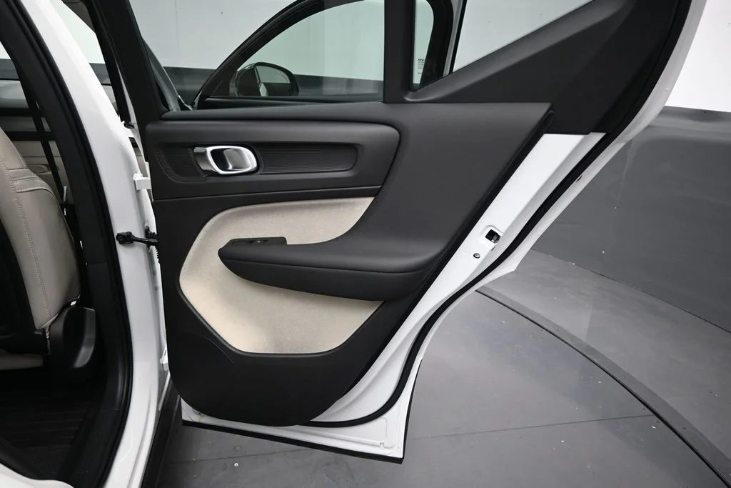 New 2026 Crystal White Volvo Plus image 16