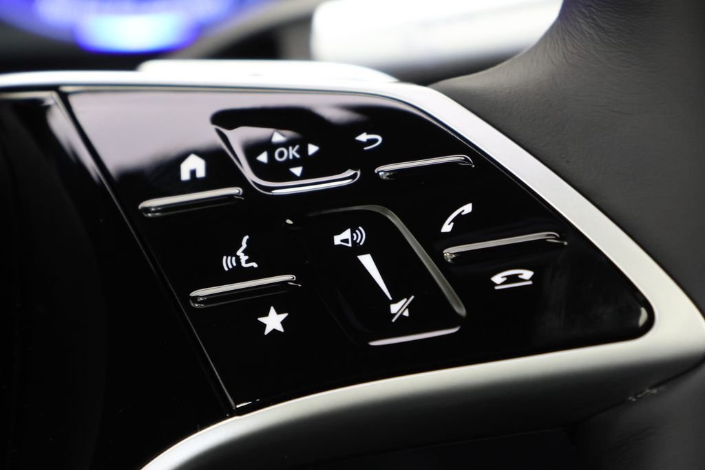 New 2026 Black Mercedes-Benz 400 image 22