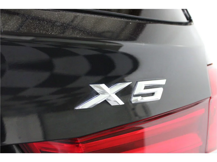 Used 2017 Black BMW sDrive35i image 17