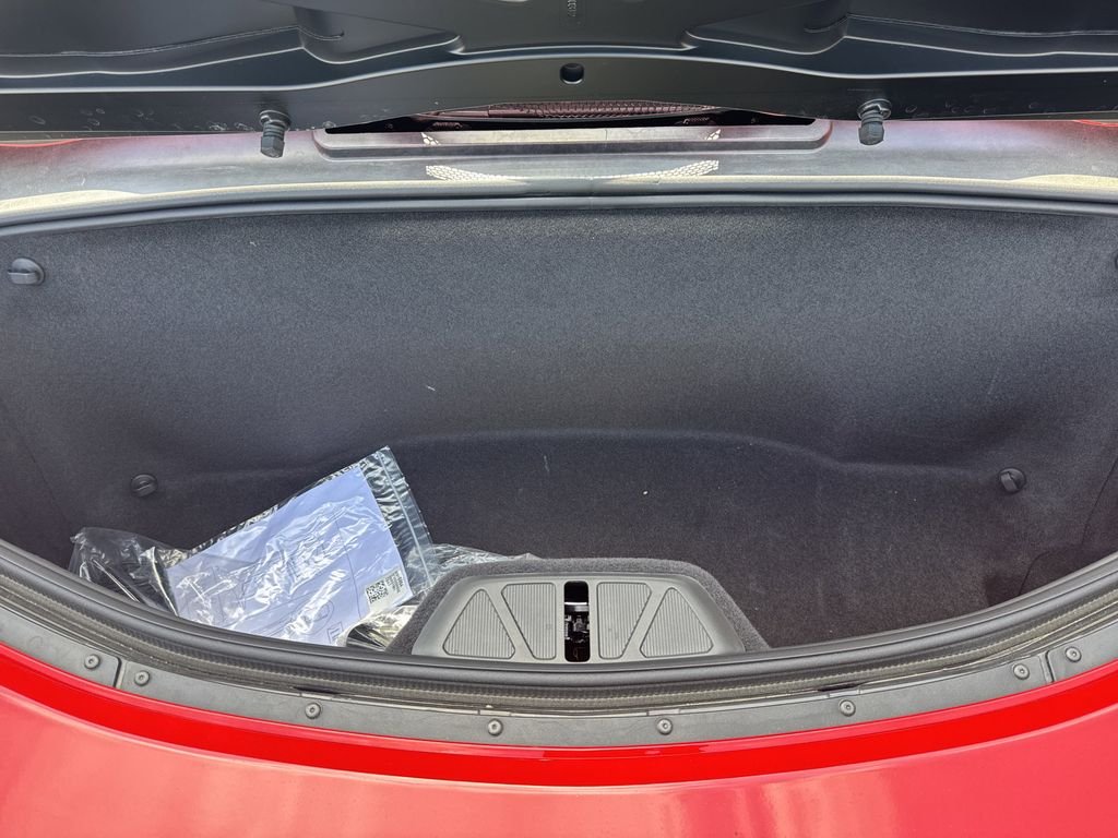 Used 2022 Red Chevrolet Stingray image 16