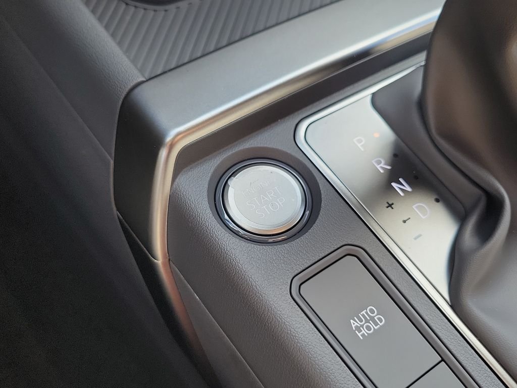 New 2027 Snow White Pearl Kia EX image 36