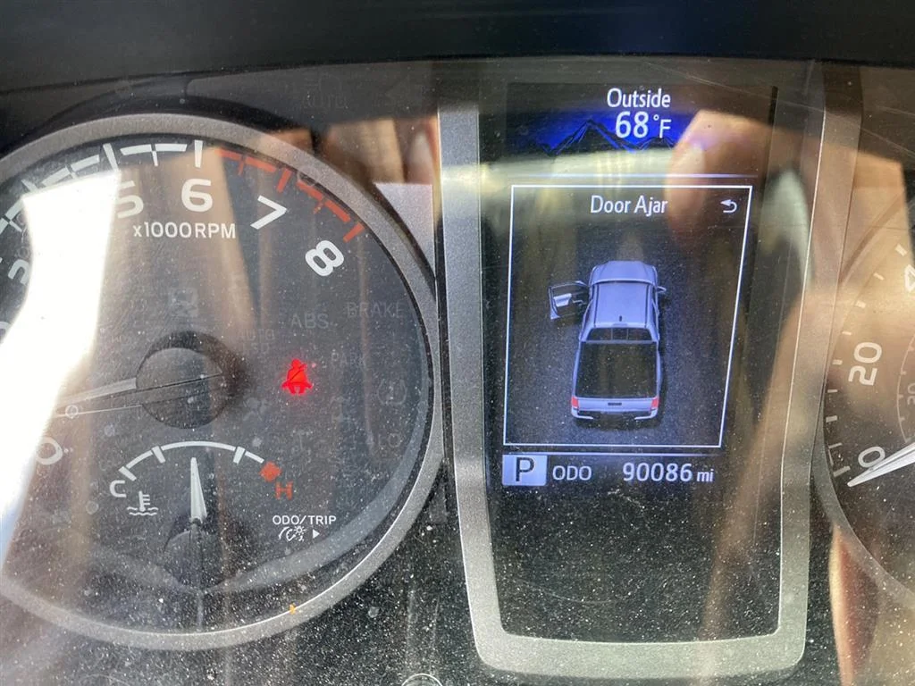Used 2019 Silver Sky Metallic Toyota TRD Off Road image 5