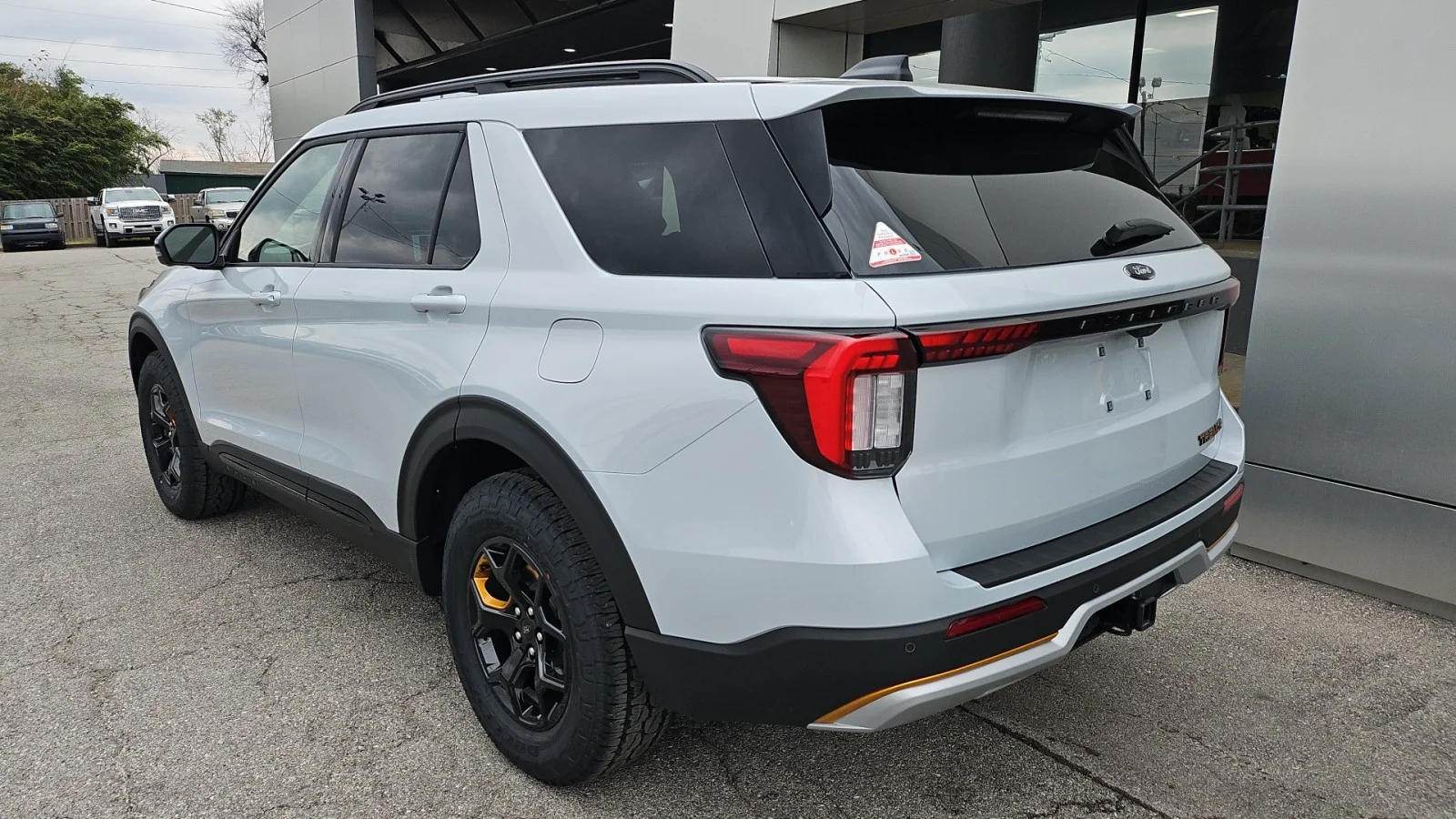 New 2026 Space White Metallic Ford Tremor AWD image 4