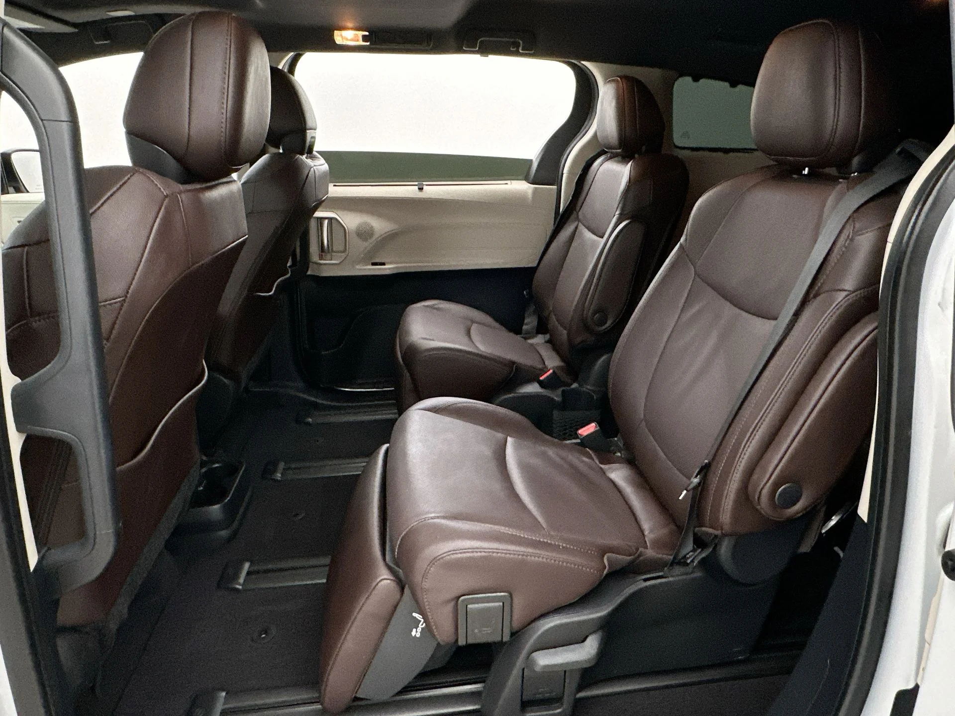 Used 2024 Beige Toyota Platinum image 11