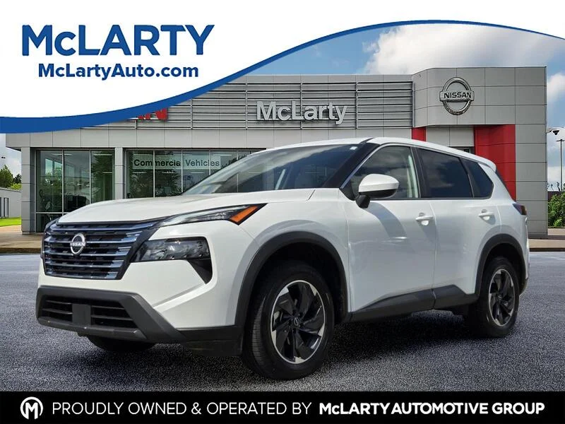 Used 2025 White Pearl NISSAN AWD SV image 1