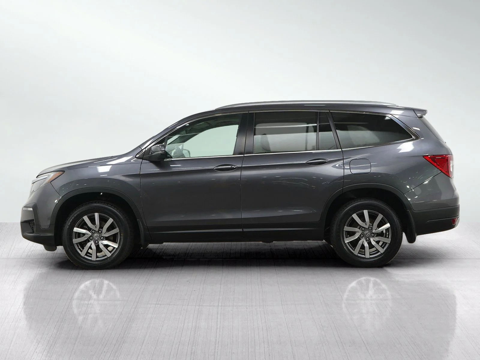 Used 2021 Honda Pilot Black Edition with VIN 5FNYF6H76MB503853 for sale in Minneapolis, Minnesota