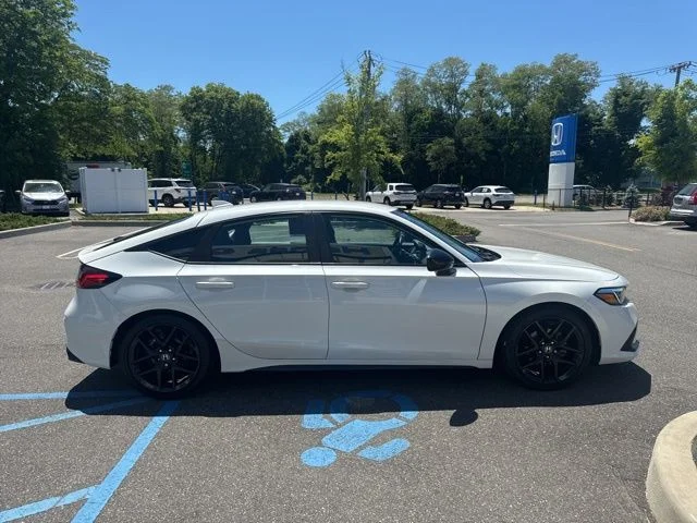 Certified Used 2023 Platinum White Pearl Honda Sport image 9
