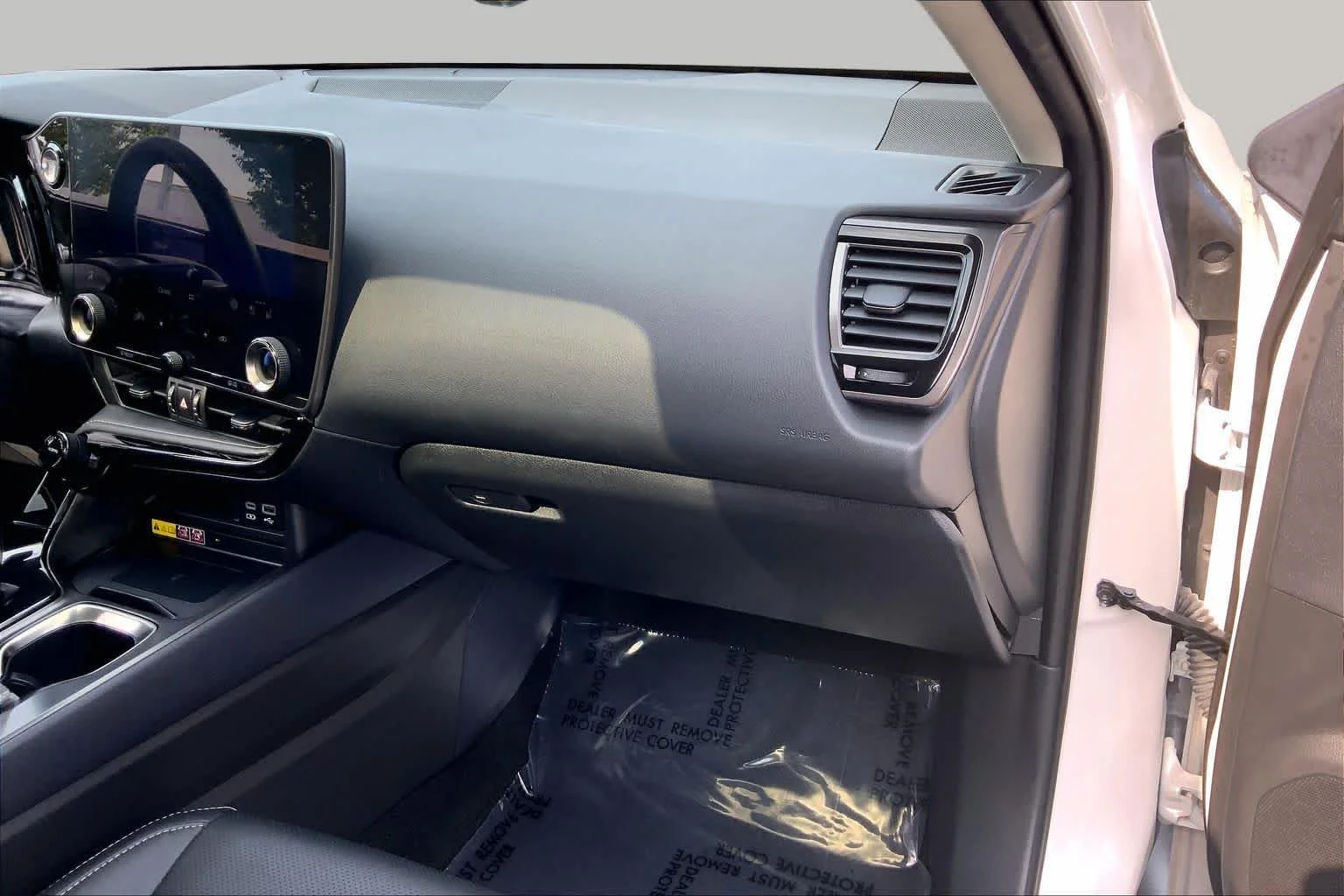 Used 2024 Eminent White Pearl Lexus Premium image 19