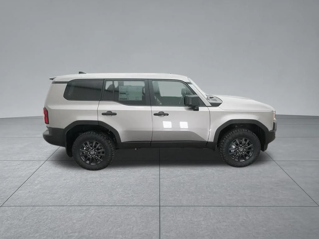 Used 2025  Toyota 1958 image 14