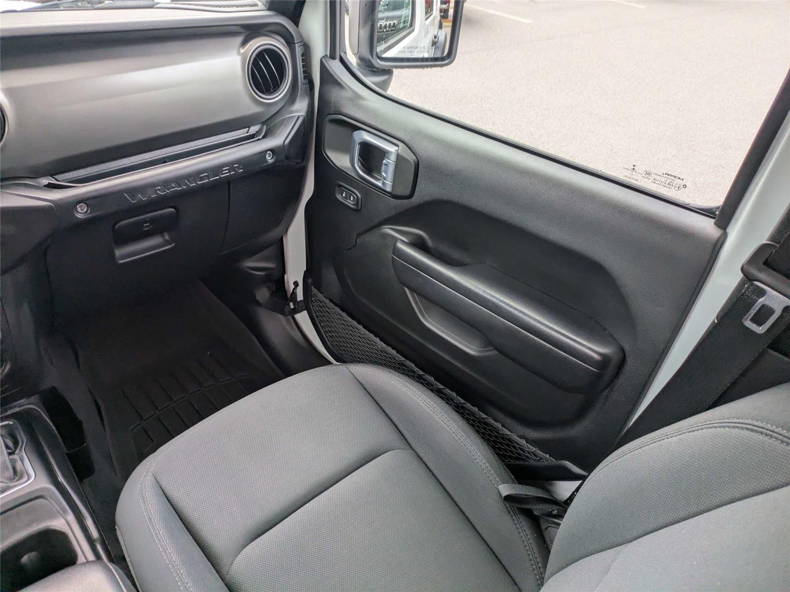 Used 2021 Bright White Clearcoat Jeep Unlimited Sport S image 19