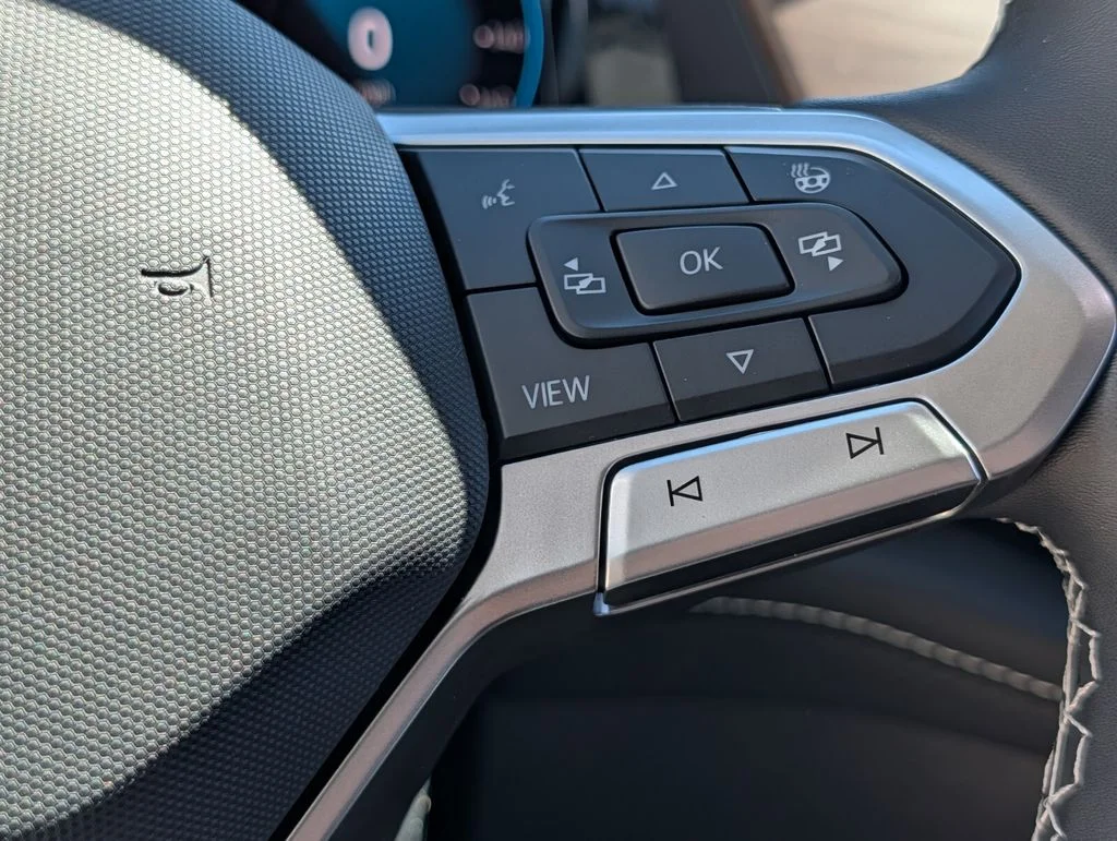 New 2026 Gray Volkswagen 2.0T SE w/Technology image 21