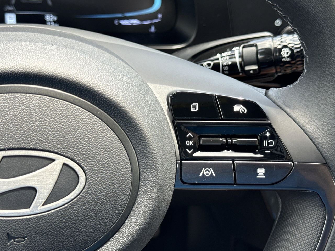 New 2026 Abyss Black Hyundai SEL Sport image 21