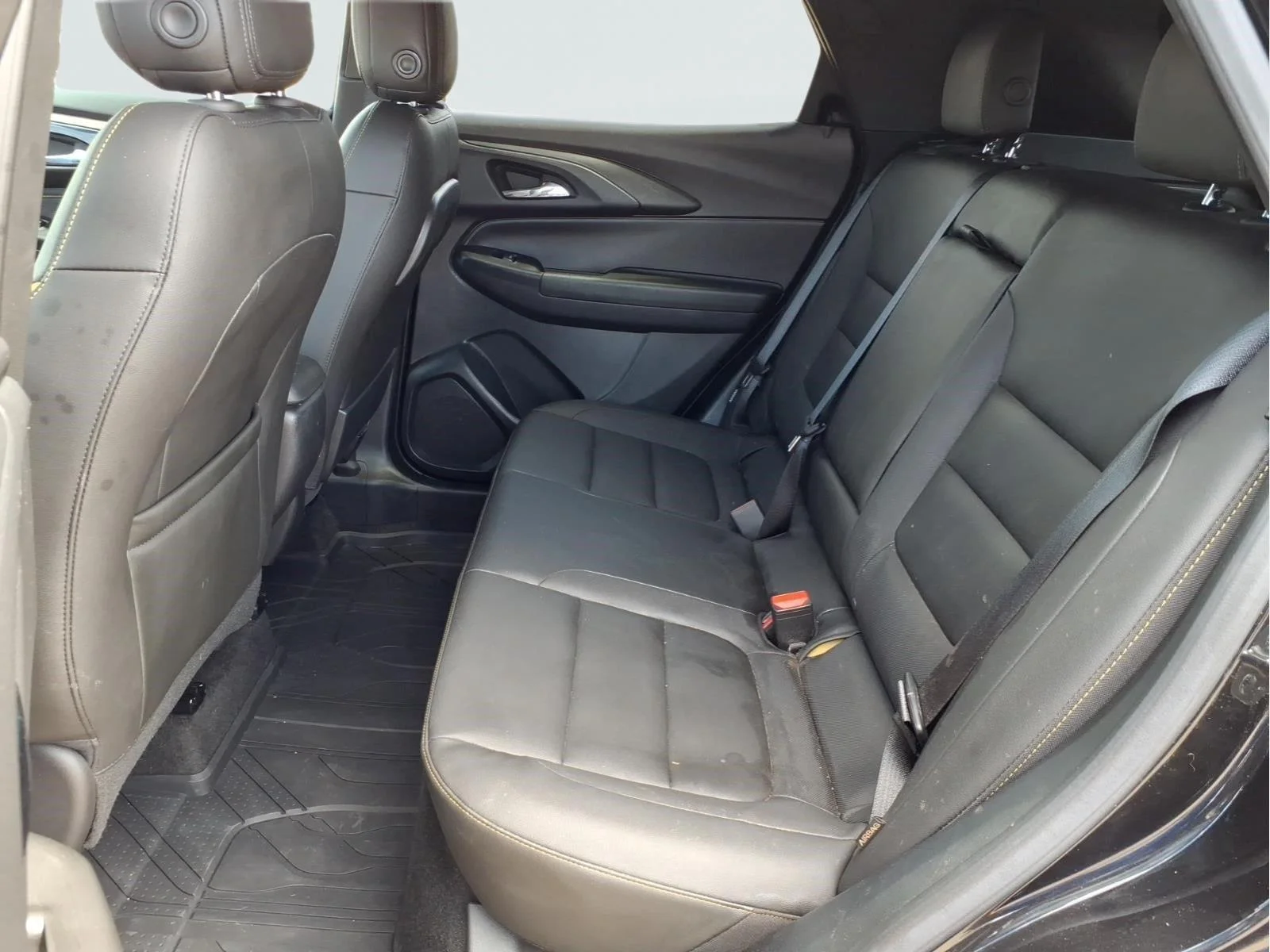 Used 2024 Mosaic Black Metallic Chevrolet ACTIV image 11