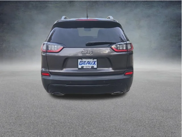 Used 2020 Gray Jeep Latitude Plus image 8