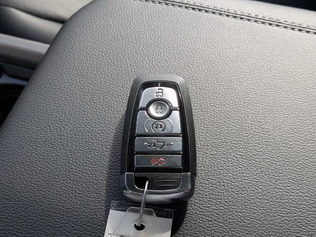 New 2026 Oxford White Ford F-250® Lariat® image 60