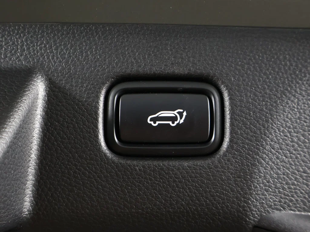 Certified Used 2024 Gray Kia SX image 22