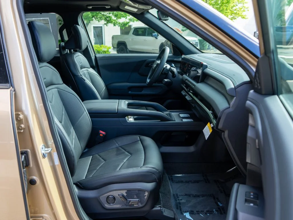 New 2027 Terrain Brown Kia X-Line EX image 10