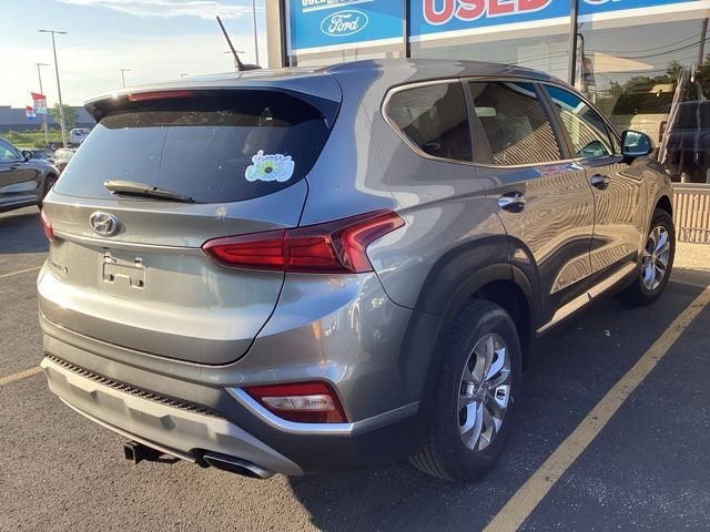 Used 2019 Gray Hyundai SE image 10
