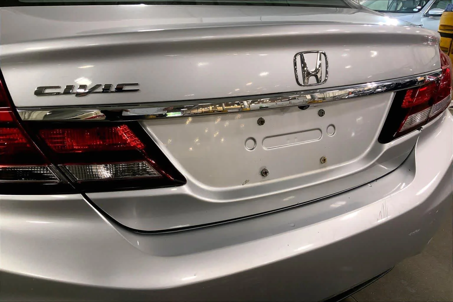 Used 2015 Alabaster Silver Metallic Honda EX image 31