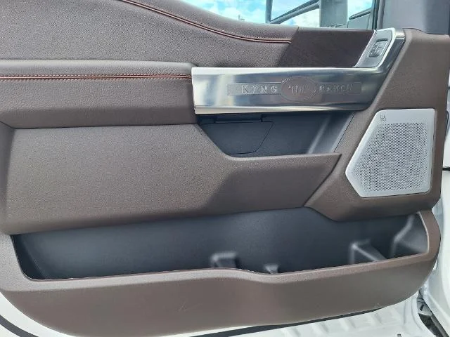 New 2026 Star White Metallic Tri-Coat Ford F-250® King Ranch® image 45