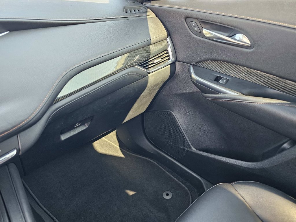 Used 2019 Silver Cadillac Sport image 31
