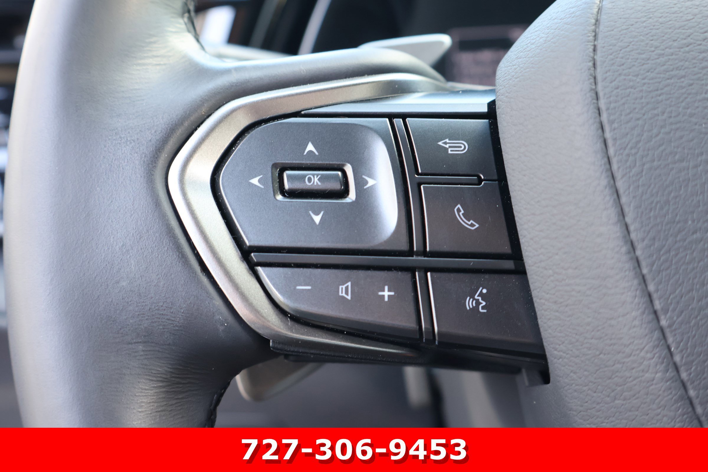 Used 2024 Wind Chill Pearl Lexus  image 27