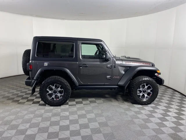 Used 2022 Gray Jeep Rubicon image 7