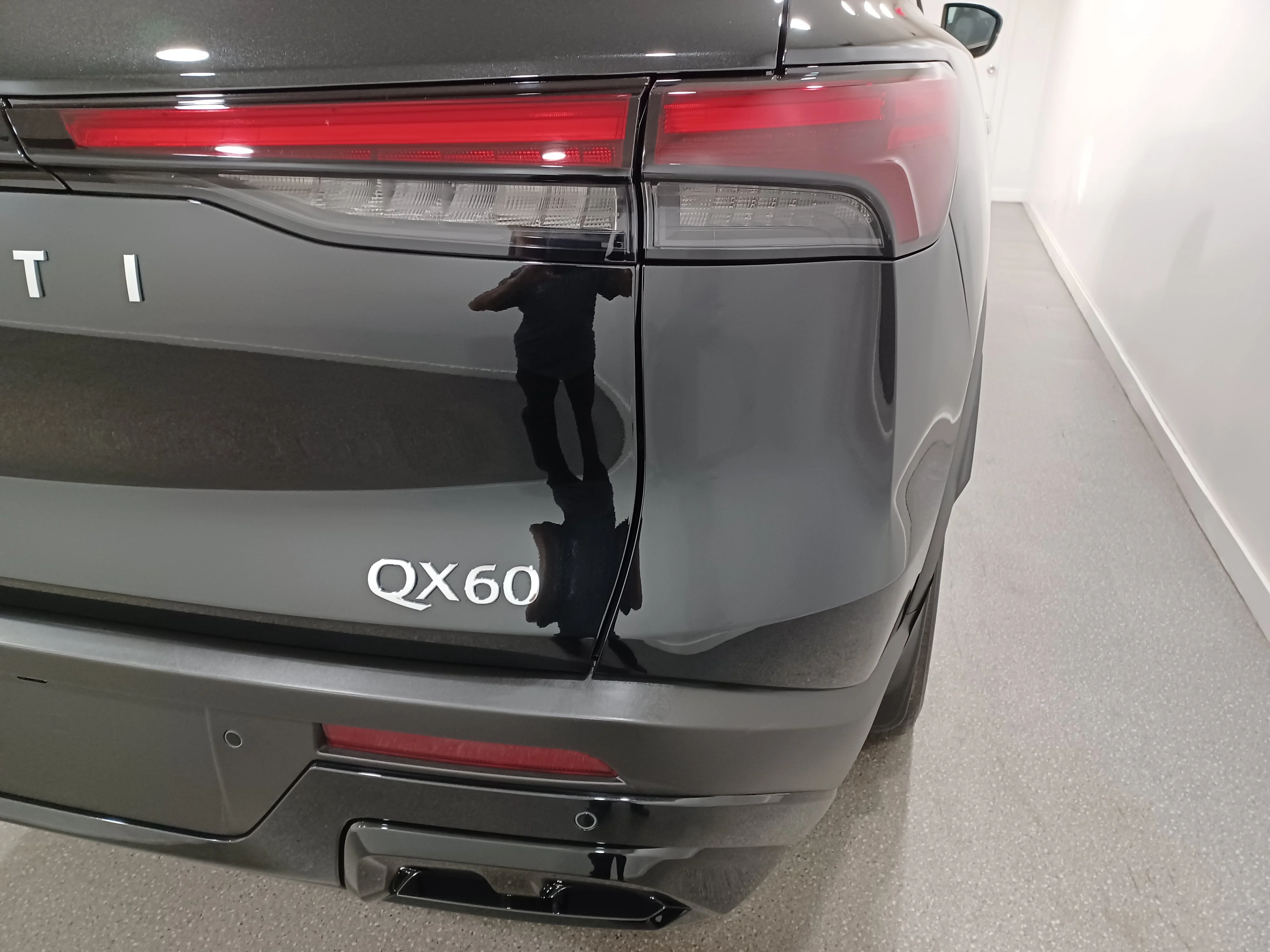 Certified Used 2024 Mineral Black Pearl INFINITI Luxe AWD*7 Pass | Adapt Cruise | Remote Start | Nav | 360 Cam | Htd Leather | Pano Roof | Htd Wheel image 24