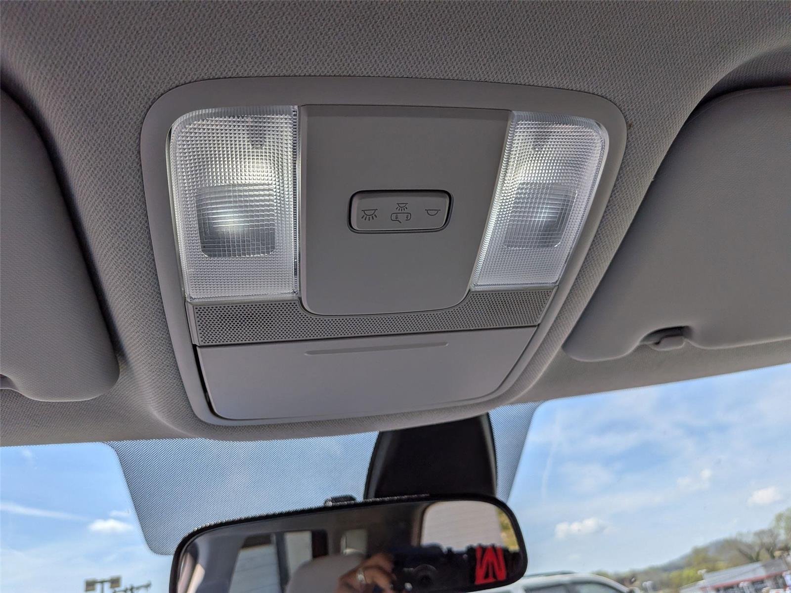 Used 2022 Mars Orange Kia LX image 23