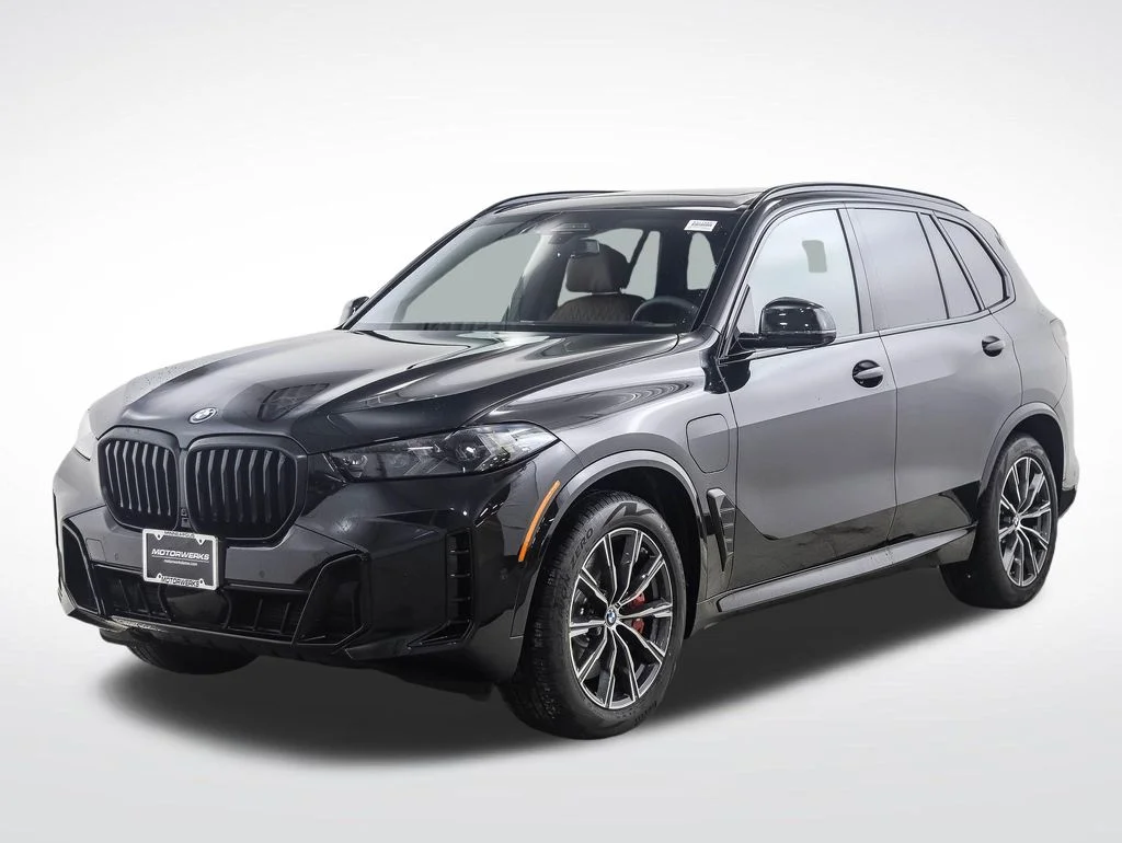 2026 BMW X5 xDrive50e's photo