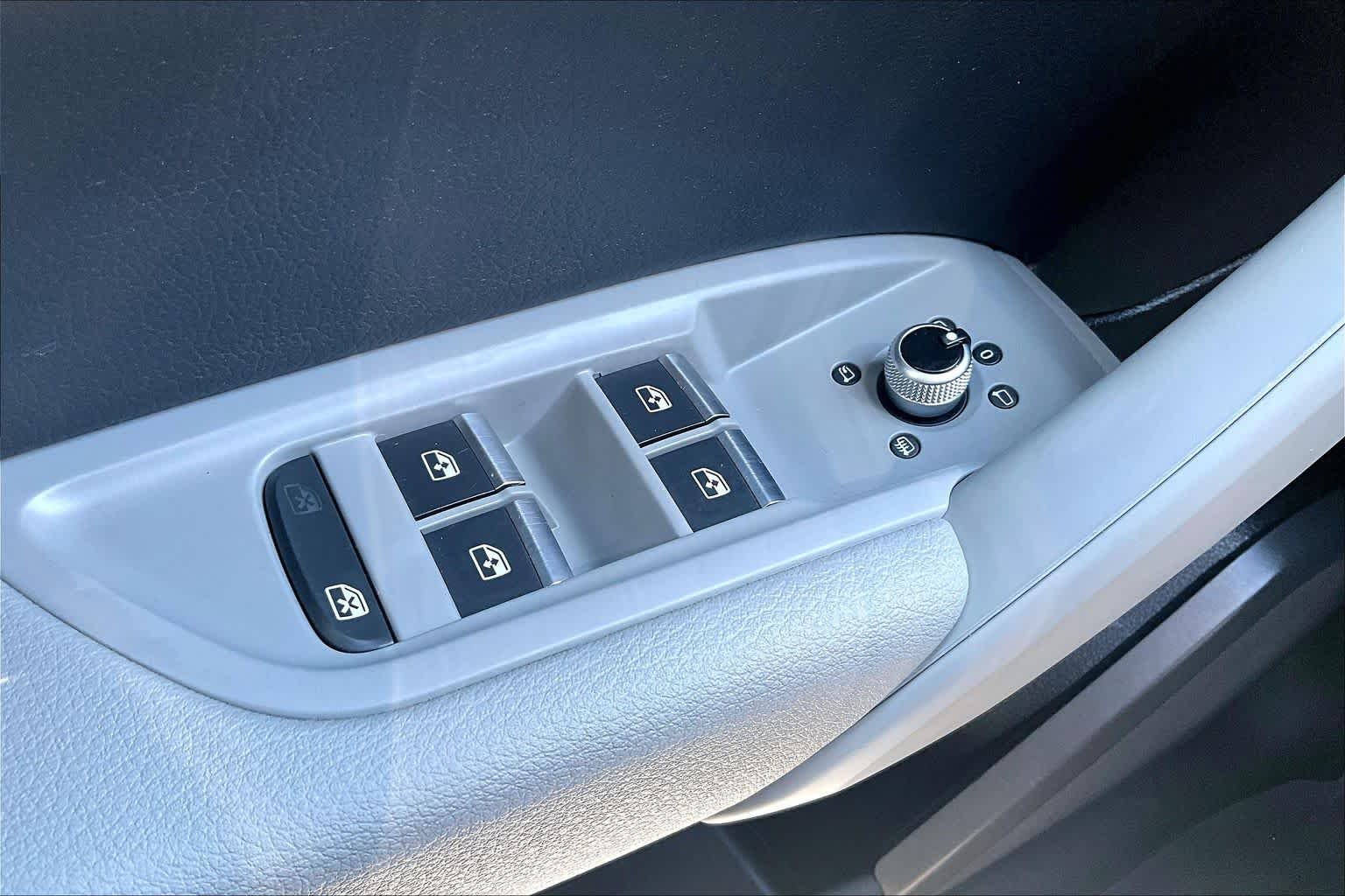 Used 2018 Moonlight Blue Metallic Audi Premium Plus image 37