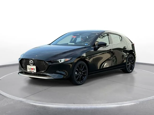 2026 Mazda CX-3 Premium MT 5-Door SKYACTIV's photo