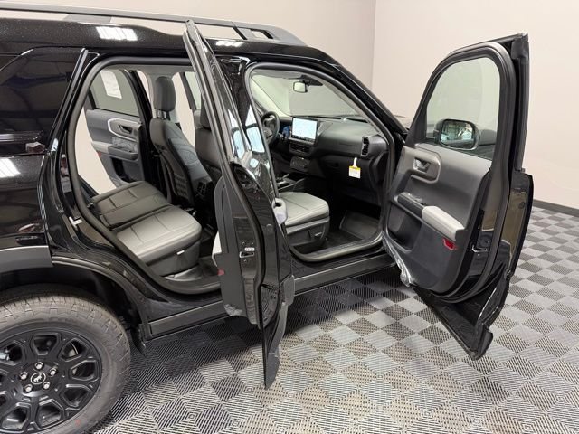 New 2026 Shadow Black Ford Badlands® image 22