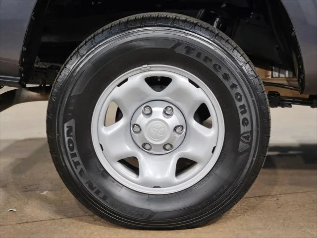 Certified Used 2023 MAGNETIC GRAY MET. Toyota  image 17