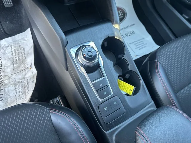 Certified Used 2025 Gray Ford ST-Line image 21