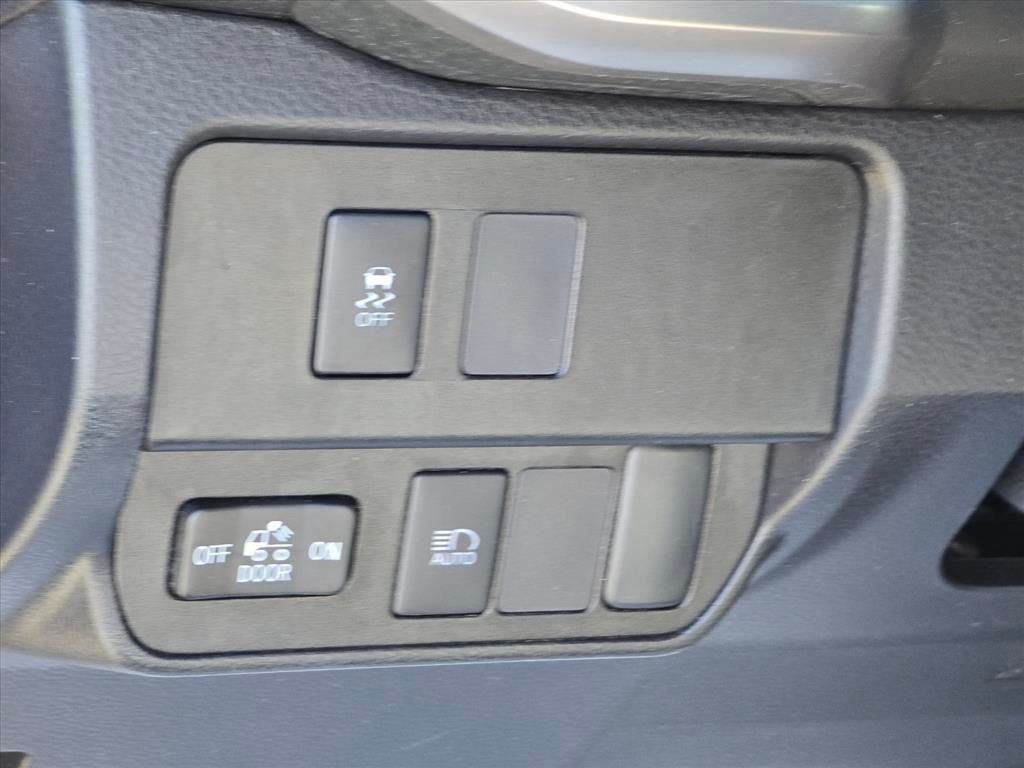 Used 2023 Blue Toyota SR5 image 8