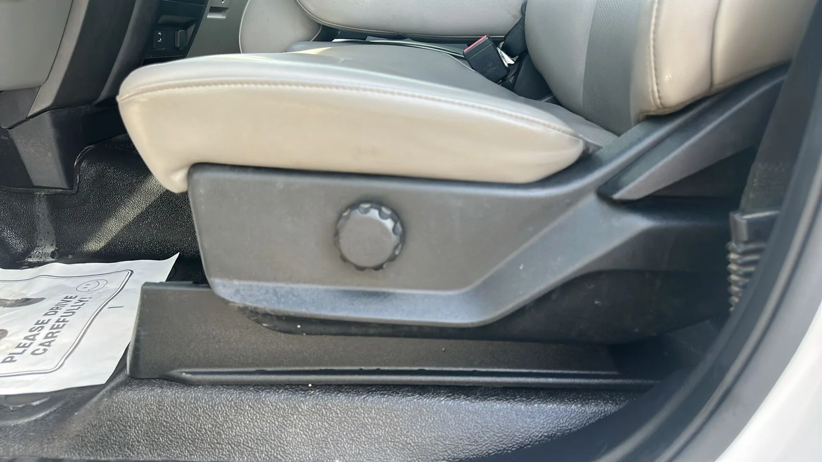 Used 2020 White Ford XL image 10