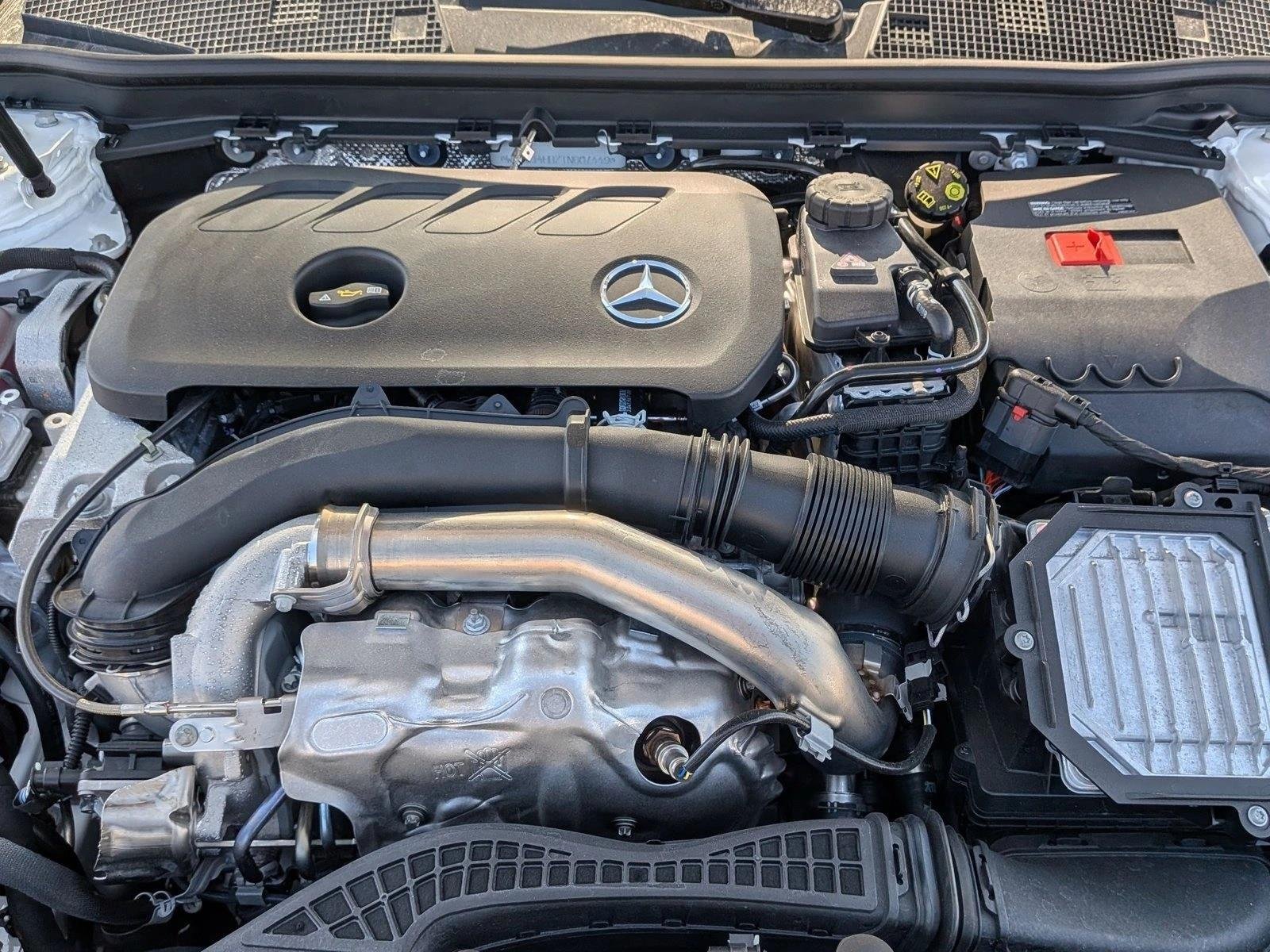 Certified Used 2026 Polar White Mercedes-Benz CLA 250 image 18