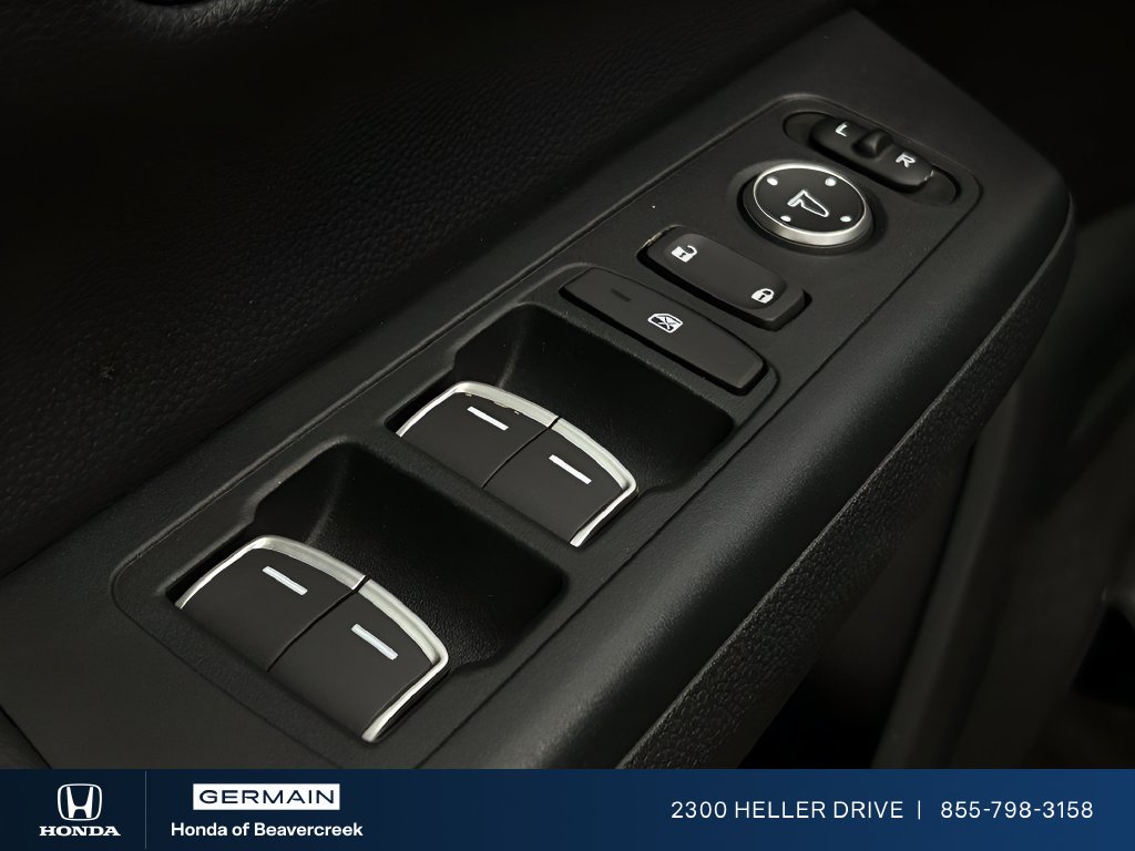 Used 2024 Crystal Black Pearl Honda EX-L image 13