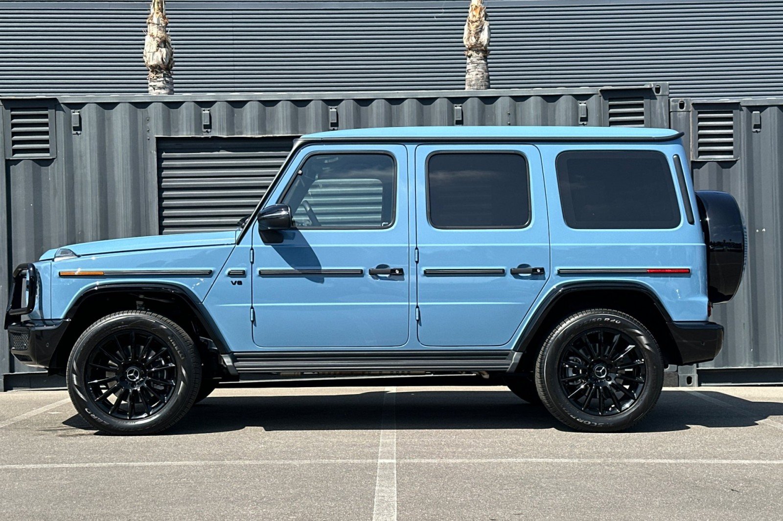 Used 2024 CHINA BLUE Mercedes-Benz G 550 image 2