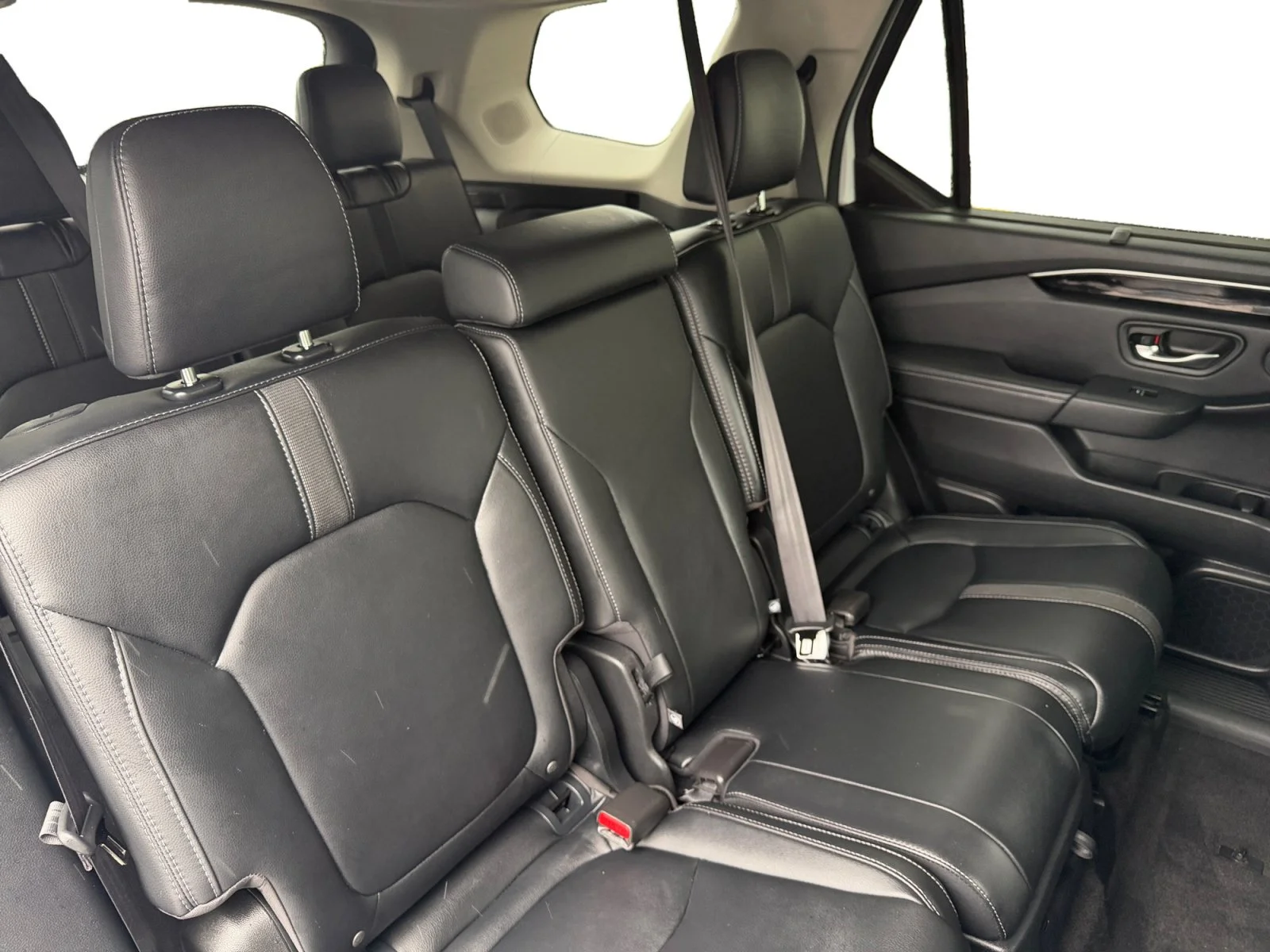 Certified Used 2024 White Honda Touring image 35