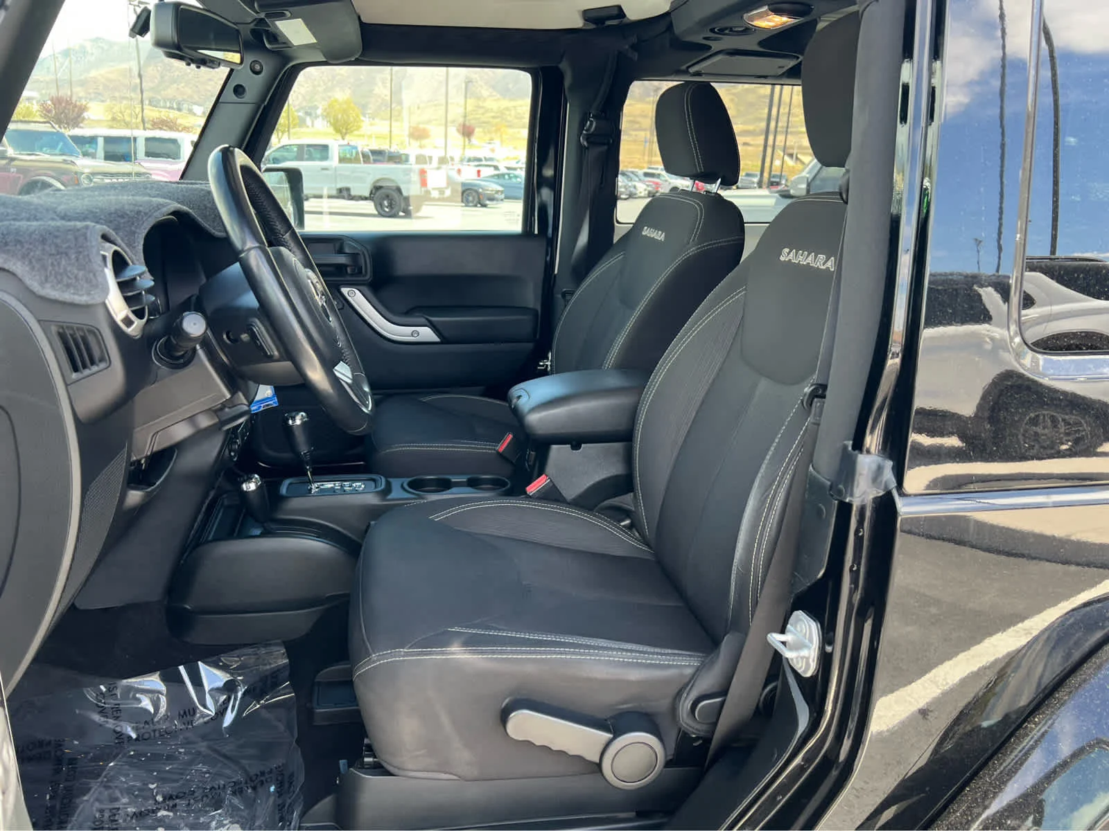 Certified Used 2018 Black Clearcoat Jeep Sahara image 24