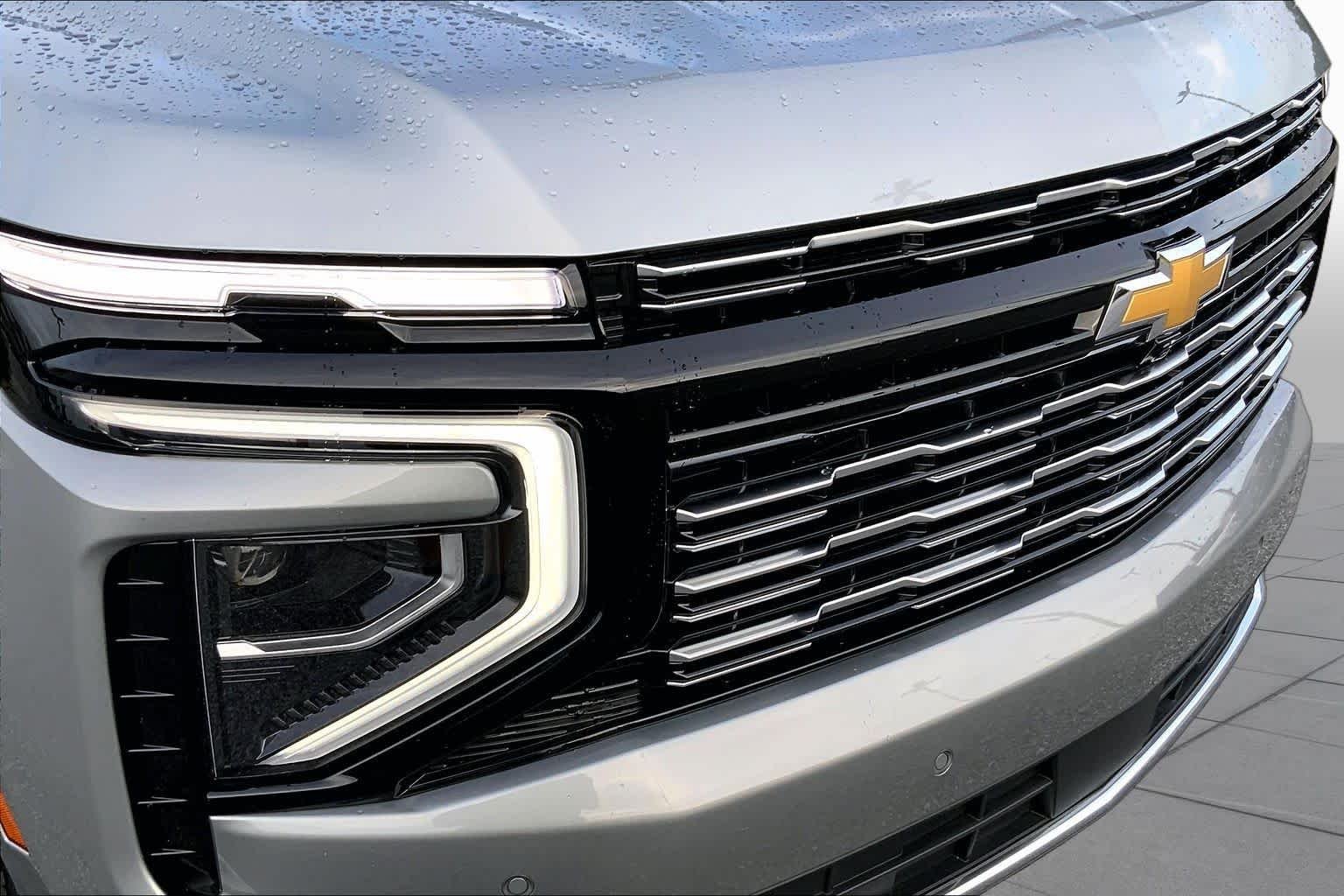 Used 2025 Sterling Gray Metallic Chevrolet High Country image 29
